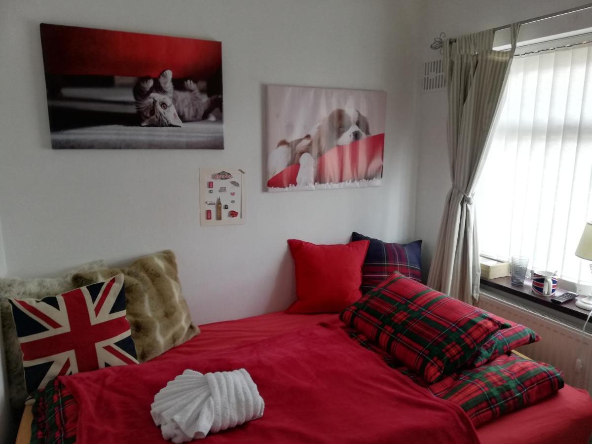 Nice Rooms In Queen House Clay Cross Екстер'єр фото