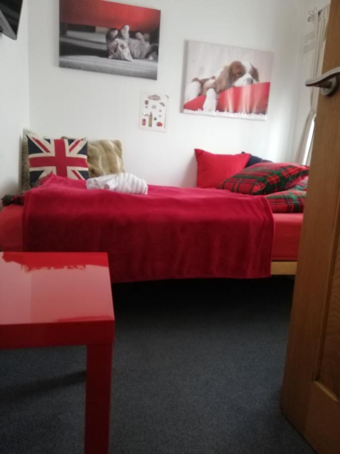 Nice Rooms In Queen House Clay Cross Екстер'єр фото
