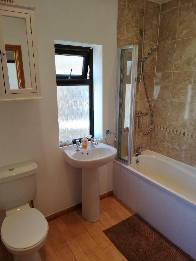 Nice Rooms In Queen House Clay Cross Екстер'єр фото
